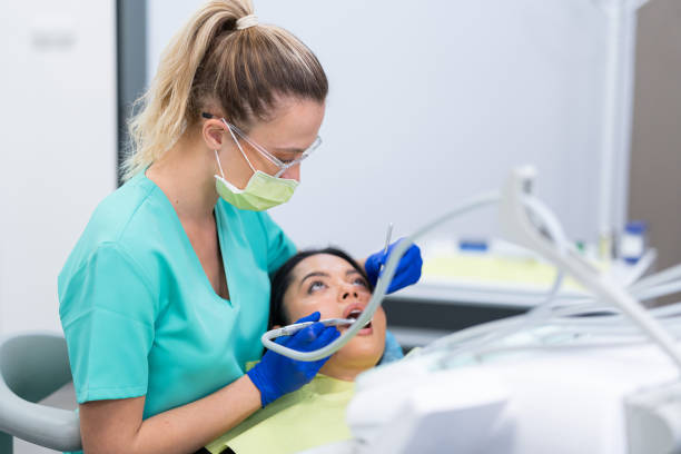 Best Broken Tooth Emergency  in Cheboygan, MI